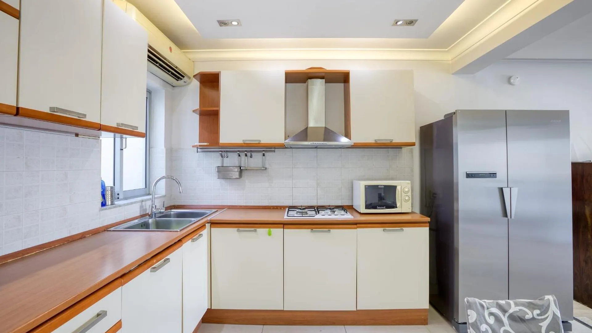 Apartment Seafront Apartment-Hosted By Sweetstay Pieta